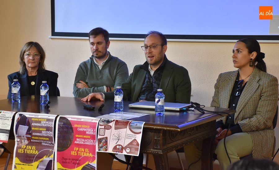 Varias charlas complementan la novedosa Feria de Formación Profesional