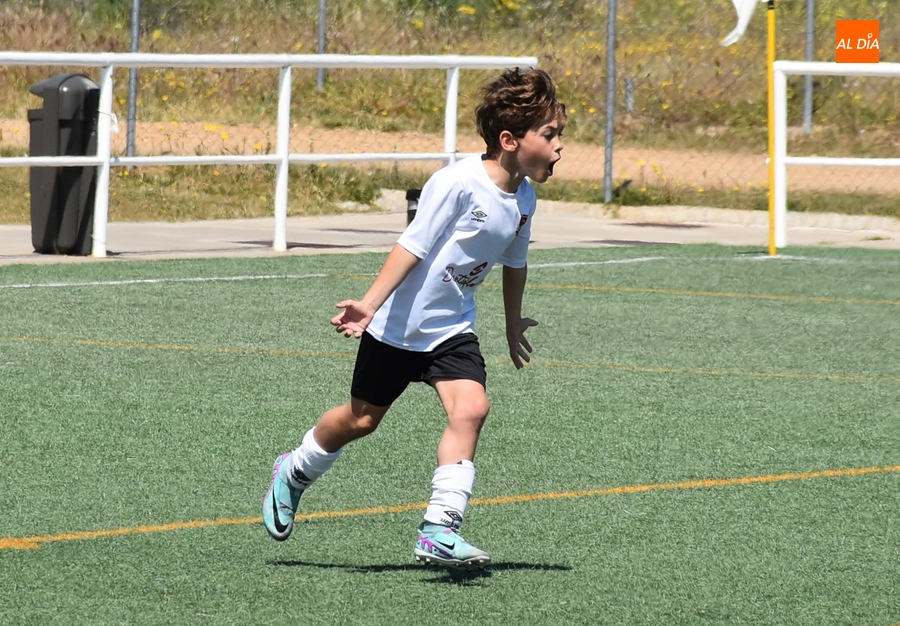 El Real Valladolid ficha a Juan Benito, que seguirá en el Ciudad Rodrigo CF como cedido