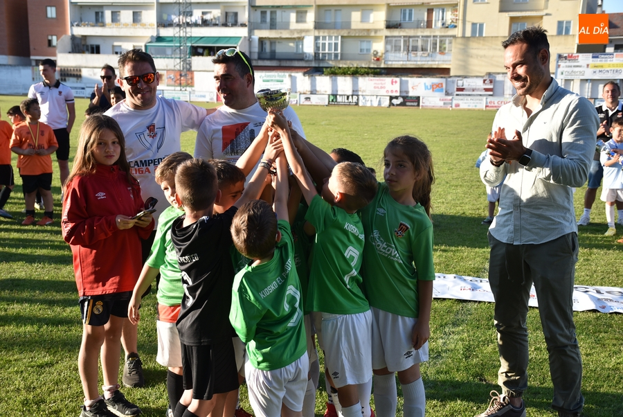 Motoval se corona campeón de la 1ª Liga Prebenjamín Siega Verde del Ciudad Rodrigo CF