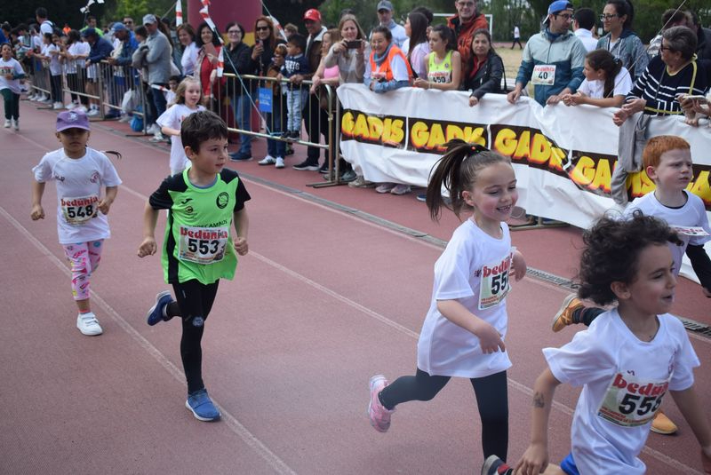 Rotundo logro de participación en la VIII Carrera Misioneras de la Providencia