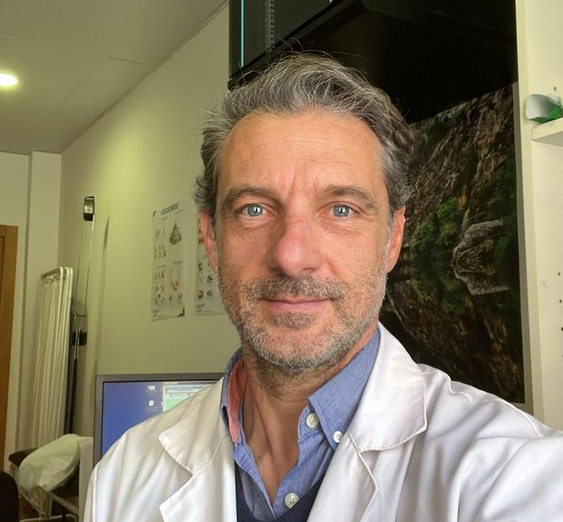 Hay que hacer un gran pacto por todos para beneficiarnos todos, que la Sanidad no sea una cuestión política