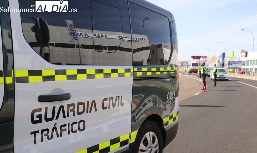 Un accidente entre dos camiones corta la A-62 a la altura de Pedrosillo El Ralo