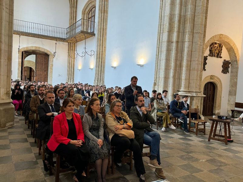 El Complejo Asistencial de Salamanca da la bienvenida a 108 nuevos residentes