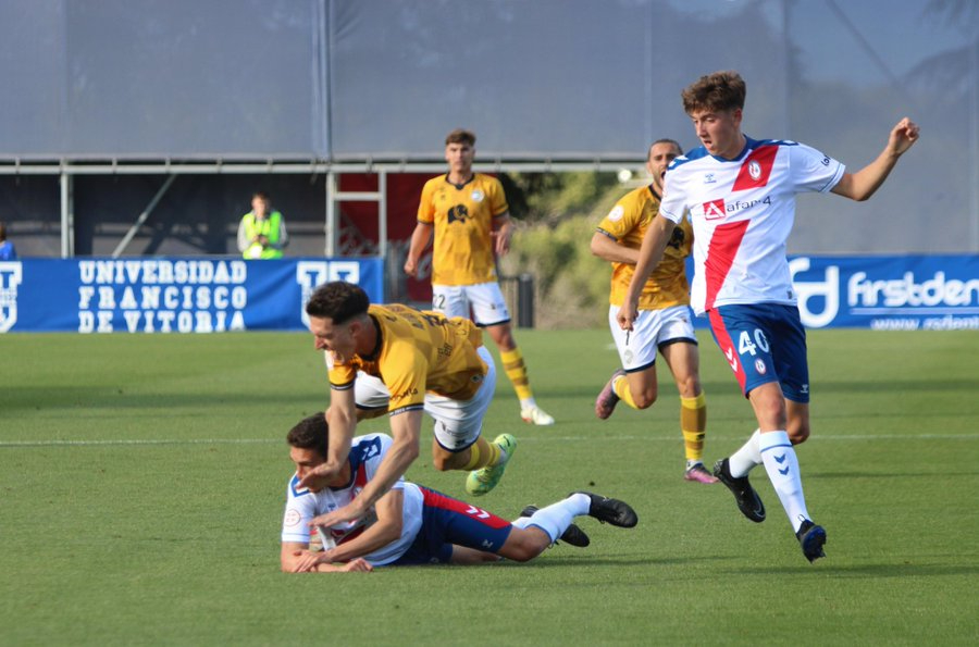 Un Unionistas conformista y ramplón renuncia a cerrar el pase a la Copa del Rey en Majadahonda contra juveniles (0-0)