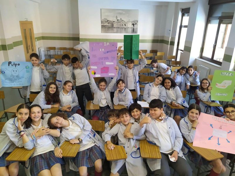 Los niños del Colegio San Juan Bosco piensan soluciones para problemas relacionados con los ODS