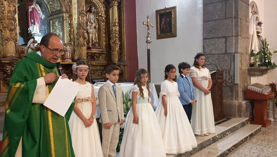 San Andrés completa su ciclo de Primeras Comuniones