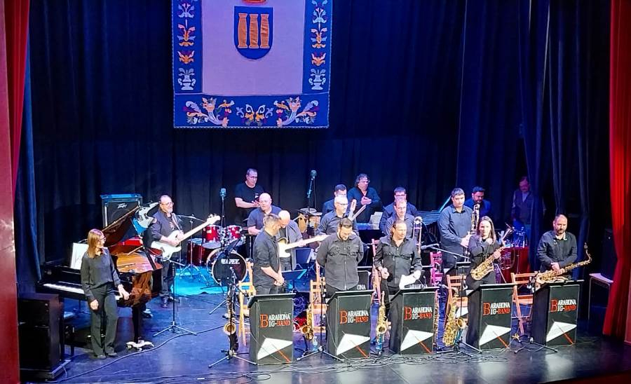 La Barahona Big Band anima la tarde dominical desde las tablas del Teatro Nuevo
