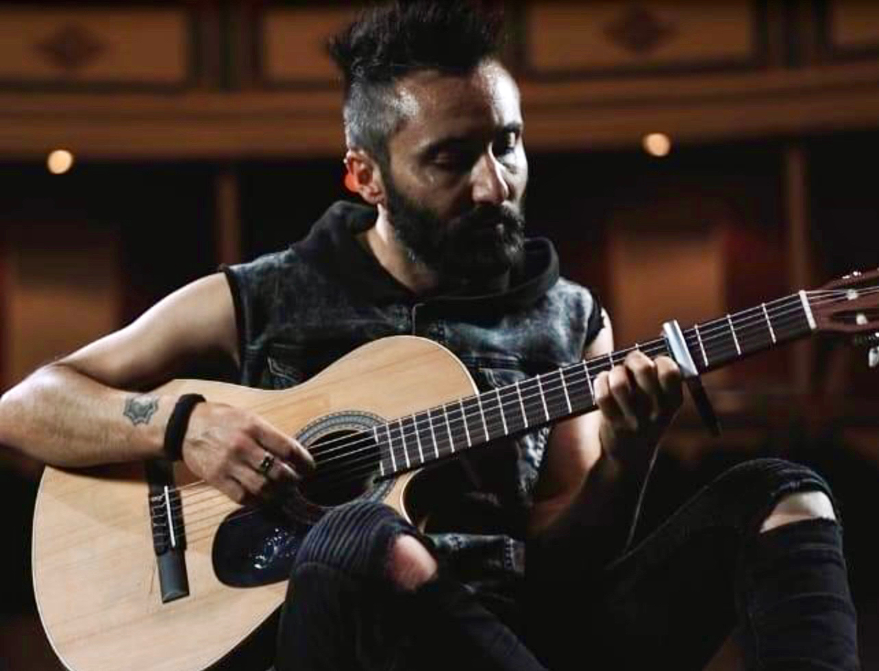 Javi Wallas presenta sus ‘Fundamentales’ en una nueva cita en la Sala de Adultos de la Biblioteca