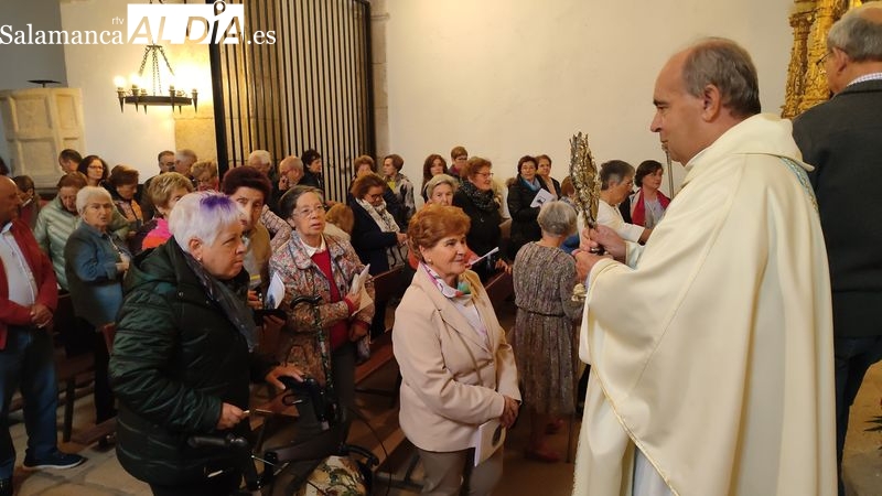 Cientos de personas acuden fieles a la fiesta de la ‘Virgen chica’ en Pereña de la Ribera