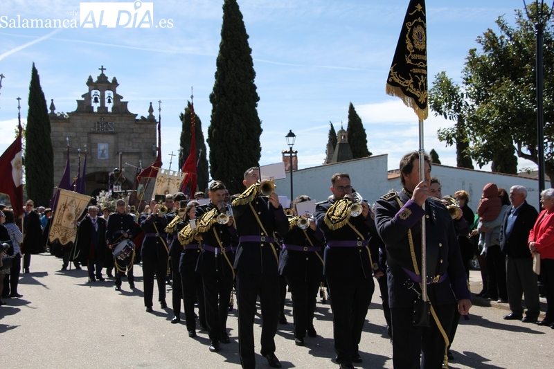 La Banda Esperanza recorre las calles de San Felices acompañando a Jesús Nazareno