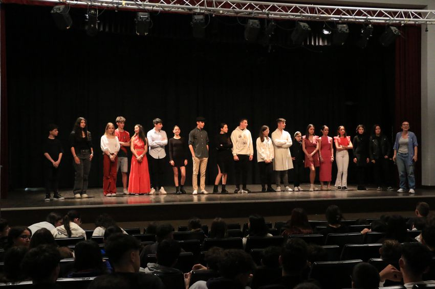 Alumnos de los institutos de Ledesma y Vitigudino muestran el resultado del taller de teatro en el que participan