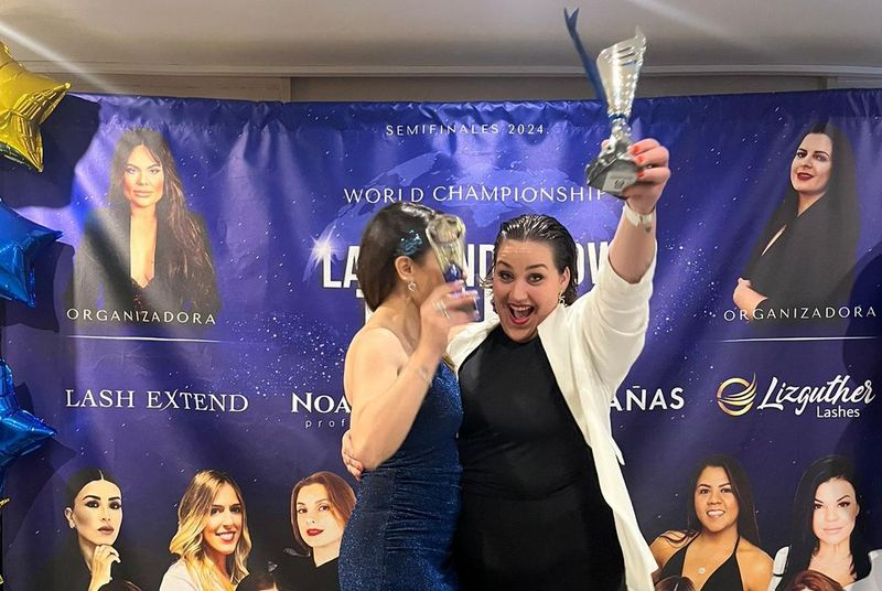 Una salmantina, primer premio en el campeonato nacional de cejas y pestañas 