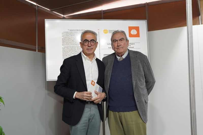 Nuevas tecnologías y trastornos en la etapa infantojuvenil, los temas de los libros de Luis Jiménez Díaz