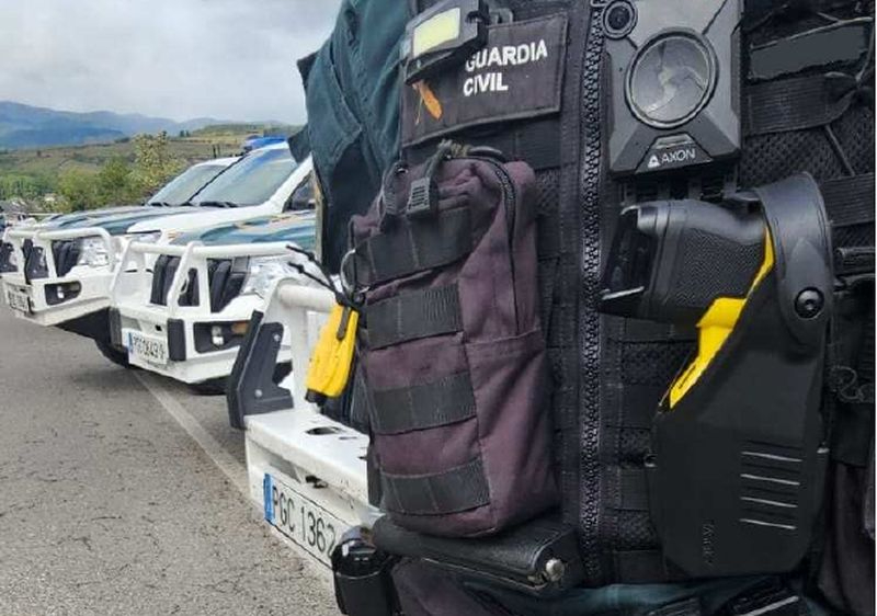 Las nuevas pistolas que empieza a utilizar la Guardia Civil en Castilla y León
