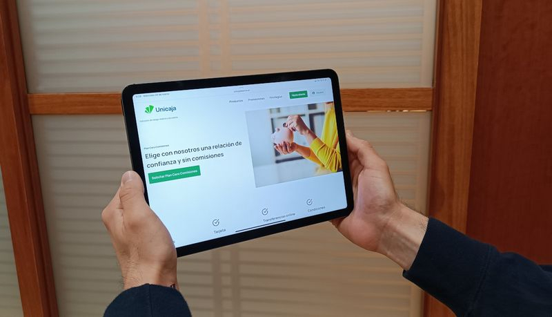 Unicaja mejora su Plan Cero Comisiones que beneficia a más del 70% de sus clientes 