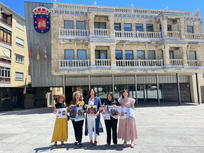 San Juan, libros, Operación bocata y teatro, entre las actividades culturales de junio en Guijuelo