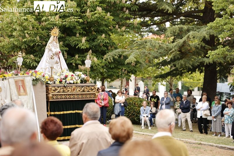 Tejares honra a su Virgen de la Salud