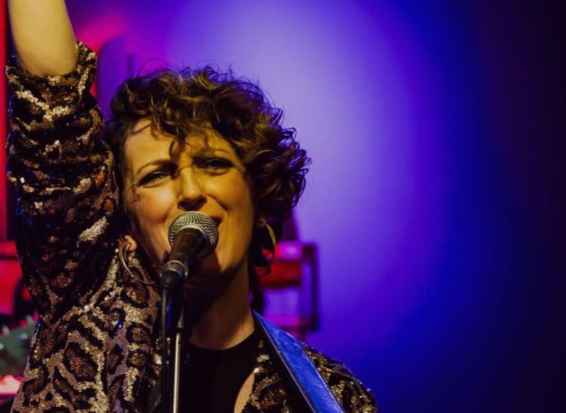 La canción de autor de Vicky Gastelo llega a La Chica de Ayer