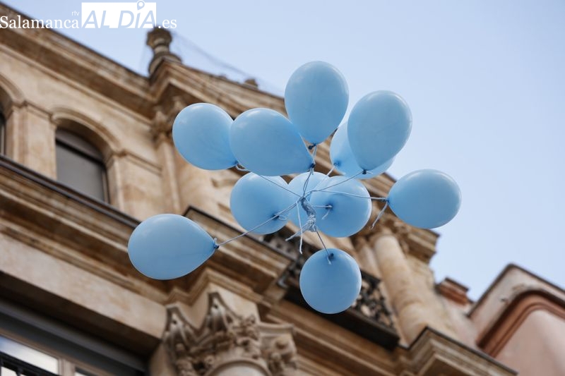 Globos en Salamanca contra el acoso escolar