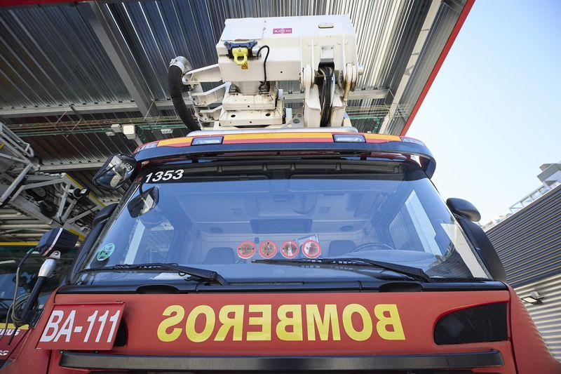 Dos muertos tras derrumbarse el forjado de un edificio en Madrid