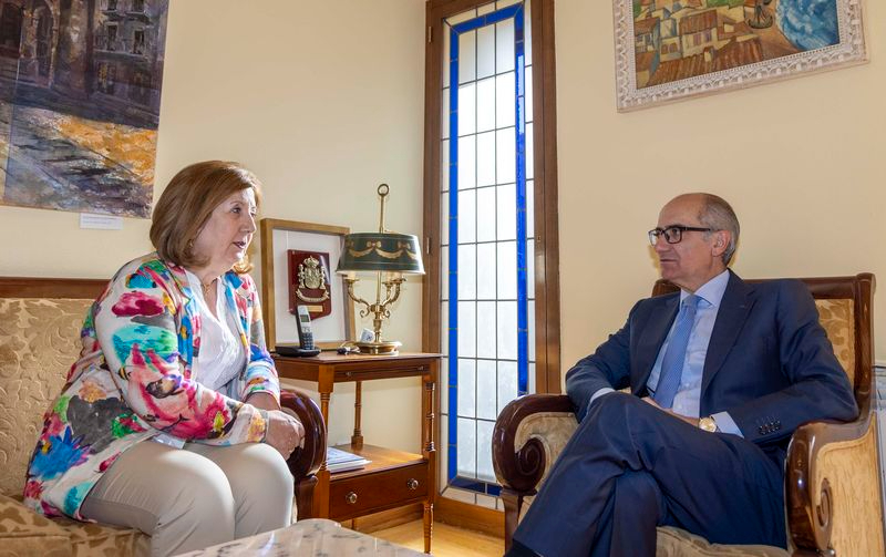 La subdelegada del Gobierno de Salamanca continúa sus visitas institucionales