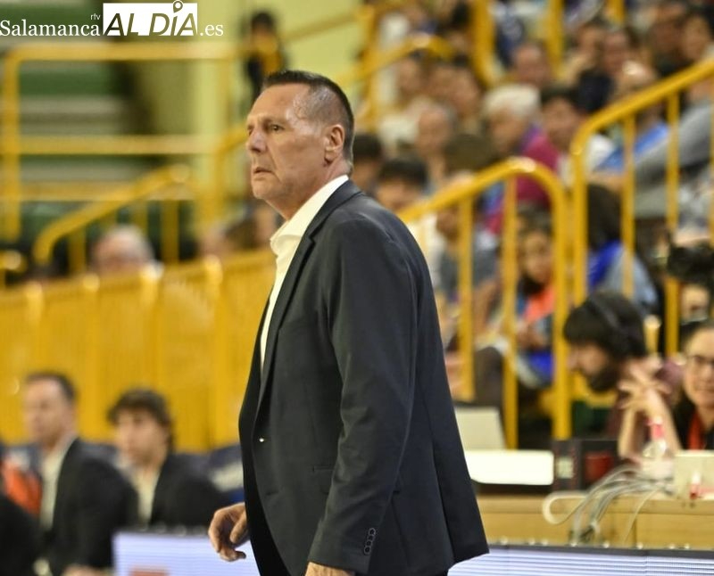 Nacho Martínez: Yo no he sabido darle las herramientas adecuadas al equipo y es mi culpa desde el banquillo del Perfumerías Avenida