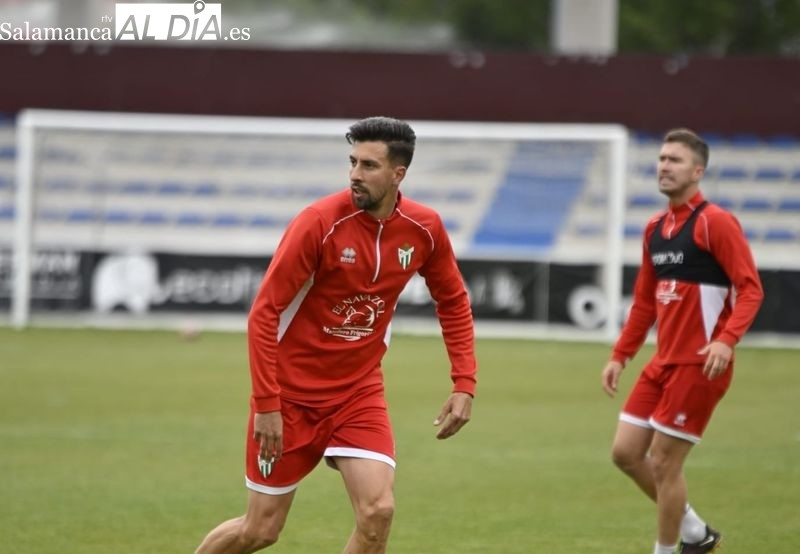 Coque y el playoff del CD Guijuelo: Oíamos en la radio ¡gol en Las Gaunas! y es un campo histórico, por lo que te hace ilusión