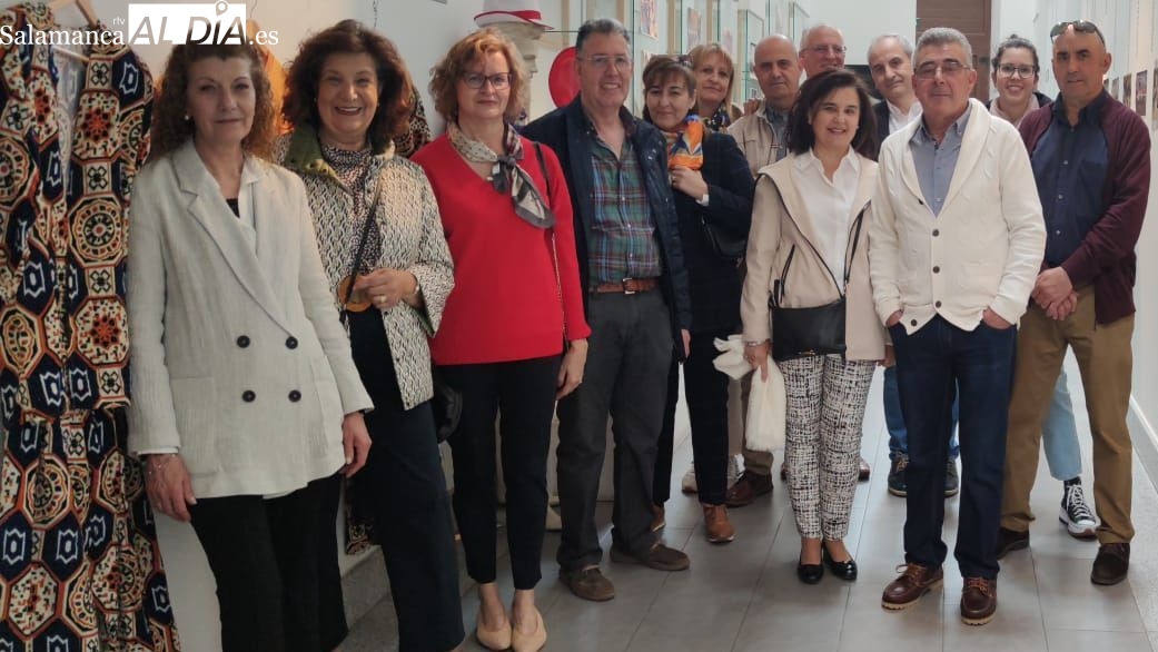 El edificio San Nicolás acoge en Vitigudino una exposición de la Peña Solera sobre los Corpus