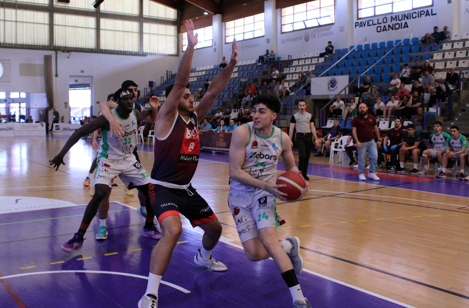 El CB Tormes empieza con buen pie la fase de ascenso tras vencer al Mataró (82-69)