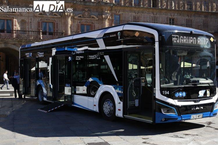 ¿Cuántos autobuses municipales son eléctricos?
