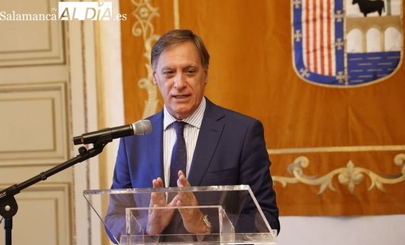 Carbayo responde a Puente: Ahora que no venga de Mesías a Salamanca