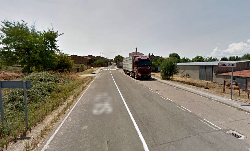 Diferencias en las Cortes sobre la urgencia de los arreglos de la carretera SA-214 a su paso por Cristóbal de la Sierra