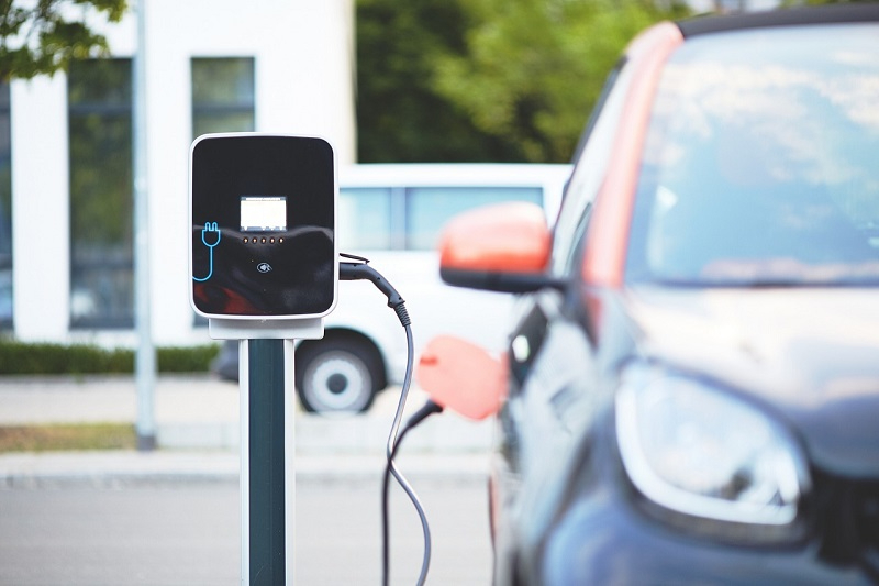 ¿Conoces cuáles son las ayudas económicas para comprar un coche eléctrico?