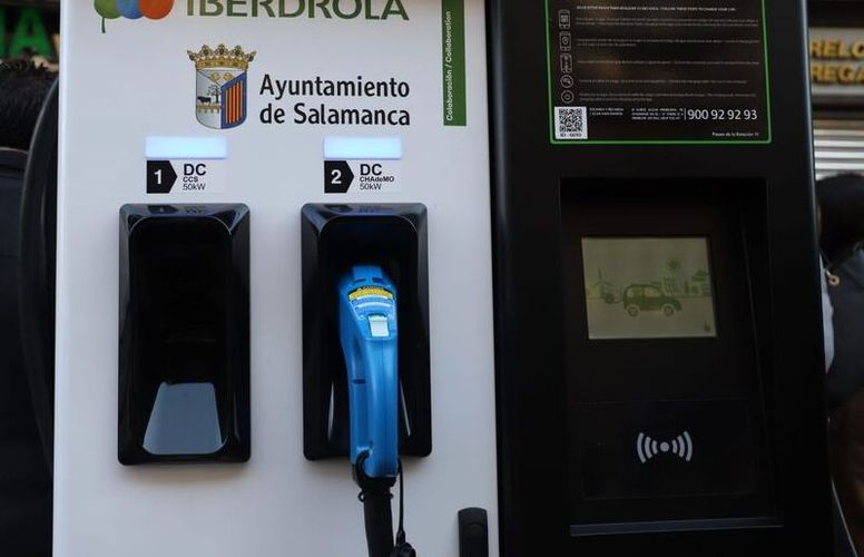 Aumentan los puntos para cargar los vehículos eléctricos: estos hay en Salamanca