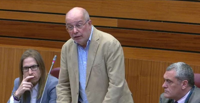 Igea afirma que Sacyl denegó en 2021 la solicitud del Hospital de Salamanca para trasplante pulmonar y cardiaco