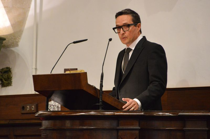 Ya hay fecha confirmada para la toma de posesión de Corchado como rector de la USAL