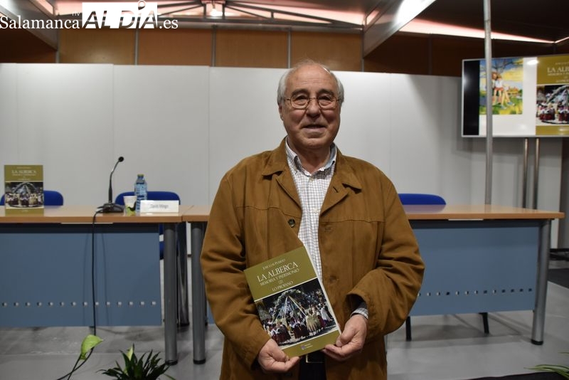 José Luis Puerto presenta su segunda entrega de La Alberca: memoria y patrimonio