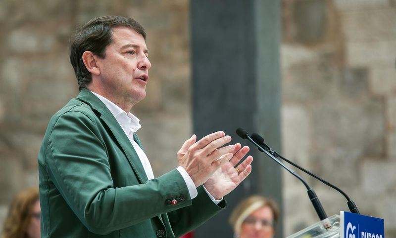 Mañueco llama a manifestarse contra Sánchez y la amnistía, el mayor caso de corrupción política de la democracia