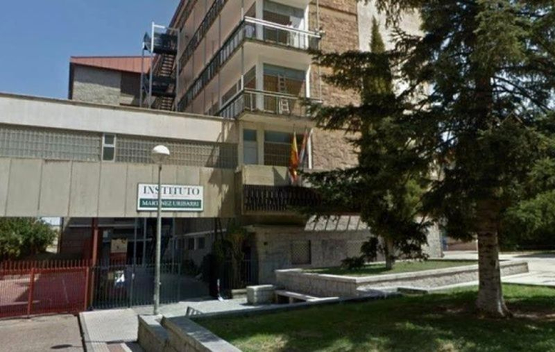 Cuatro alumnos del IES Martínez Uribarri, premiados en la fase provincial de la Olimpiada Matemática