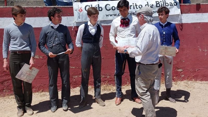 Julio Norte, triunfador del Certamen Taurino Club Cocherito de Bilbao de apoyo a jóvenes novilleros sin caballos