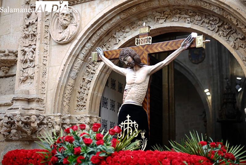 Cuenta atrás para la esperada procesión de uno de los crucificados más venerados de Salamanca
