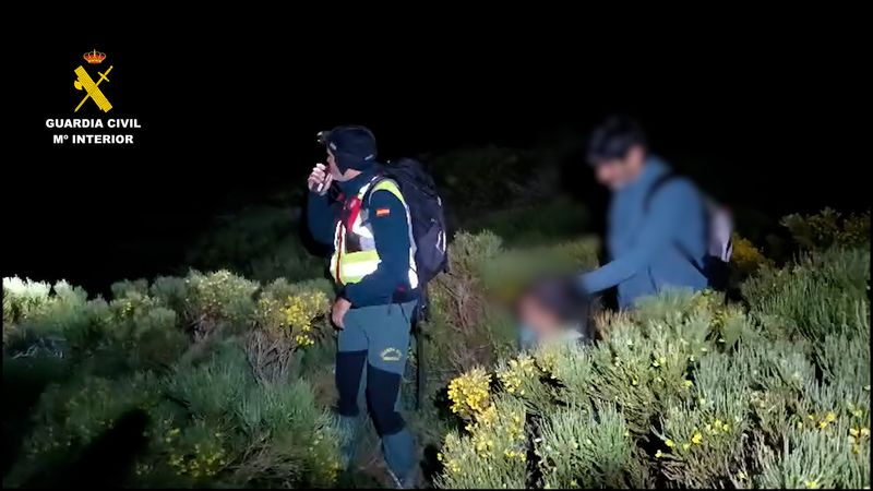 Despliegue de la Guardia Civil para rescatar a un padre y su hijo perdidos en al Sierra de Candelario
