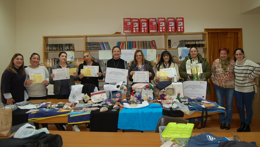 Ocho personas podrán formarse en costura de la mano de Cáritas