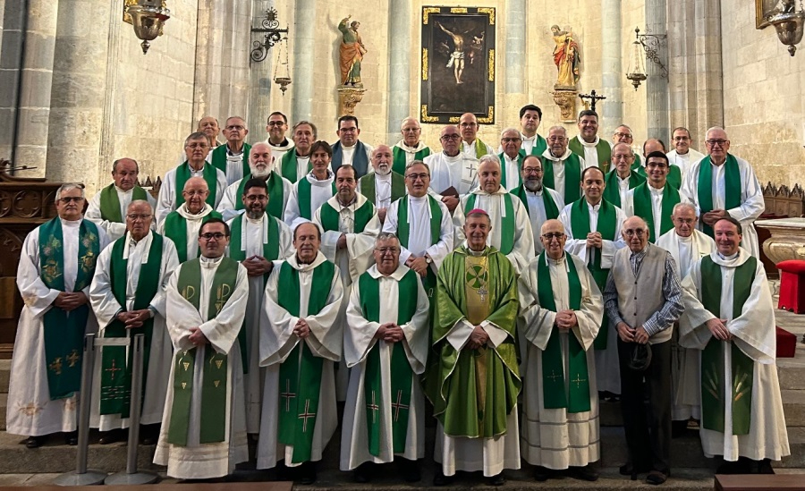 Unos 40 sacerdotes de las diócesis de Ciudad Rodrigo y Salamanca disfrutan de una convivencia