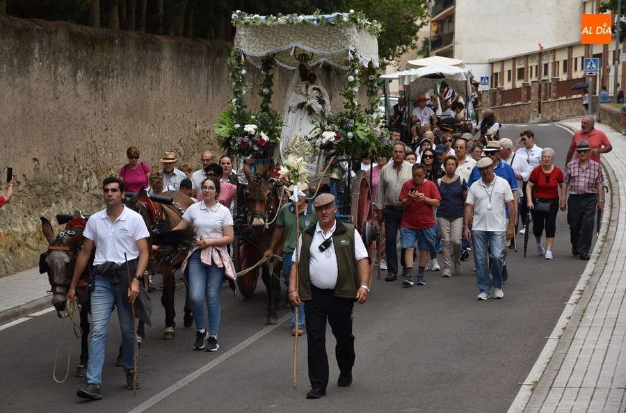 Los devotos de la Virgen Morena inician su Romería esperando que el cielo sea benévolo con ellos