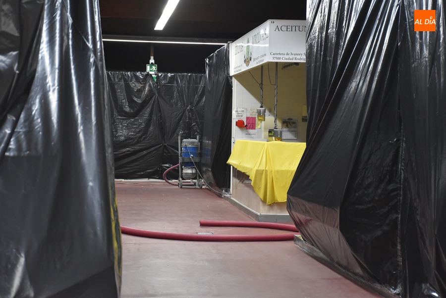 El Mercado de Abastos inicia su período de cierre para proceder al cambio del suelo