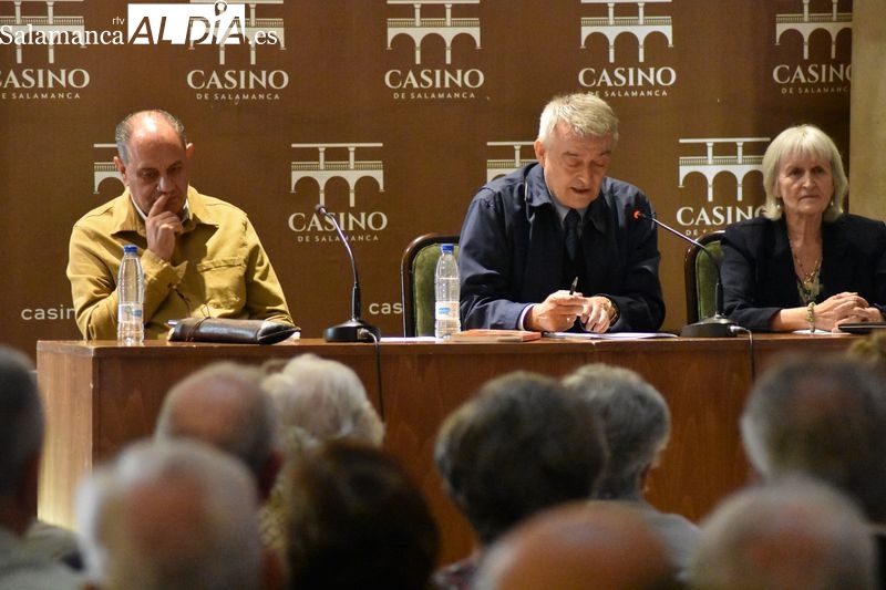 Un libro que es una inspiración: el doctor Manuel Marcos Robles presenta en El Casino de Salamanca 