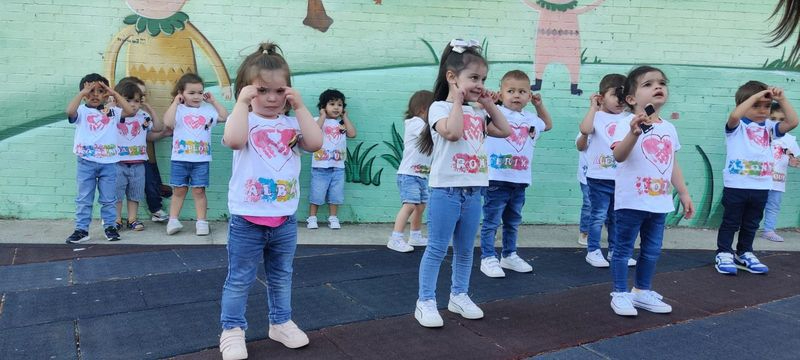 Graduación de 32 niños en la Escuela Infantil de Santa Marta