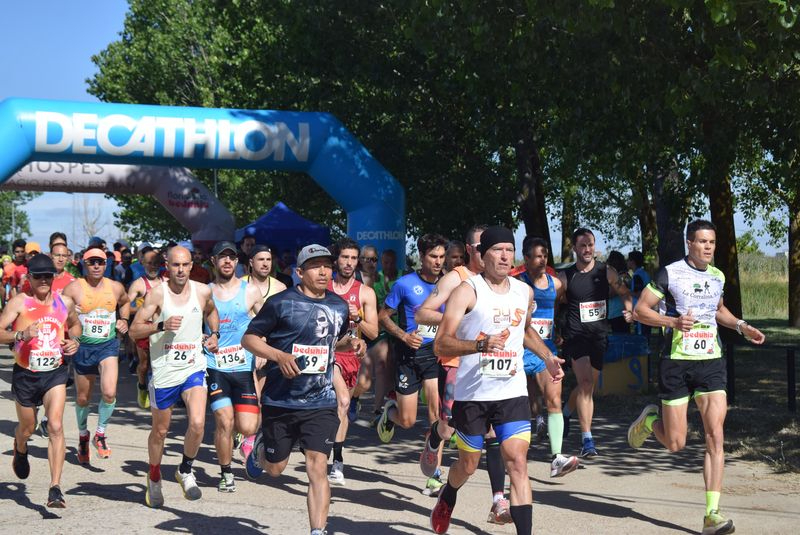 Alberto Bueno y Alejandra Martín ganan el III Cross Benéfico Pedrosillo El Ralo