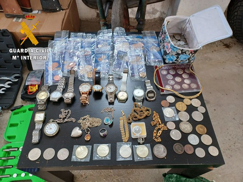 Desarticulada en Salamanca la banda que realizó 27 robos en segundas viviendas de esta provincia y en Ávila